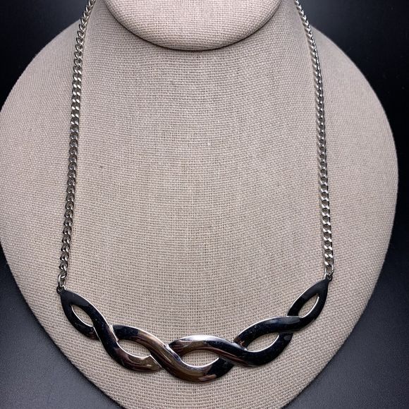 Sarah Coventry Bib Necklace Silver Tone Twisted Woven Design Look Signed Vintage - Picture 4 of 8